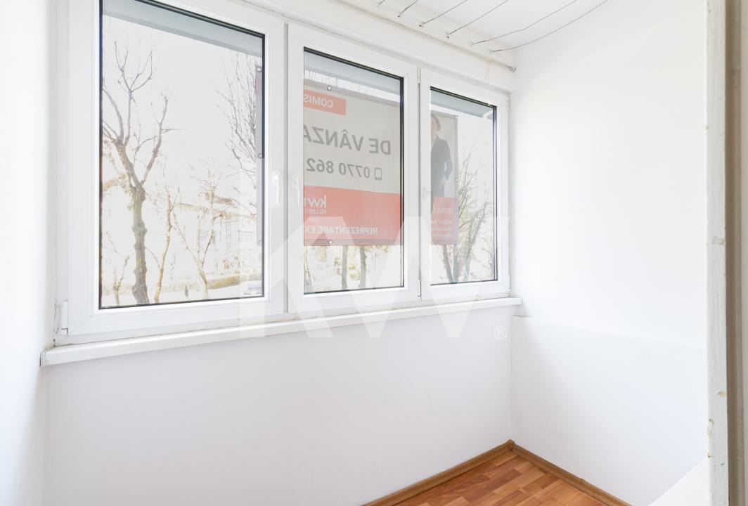 Garsonieră de vânzare, Astra