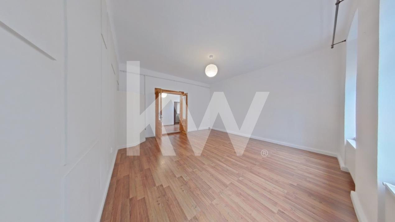 Spatiu comercial, renovat, zona semicentrala