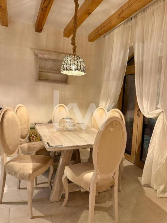 Casă premium lângă Coresi | 160 mp, curte, finisaje deosebite