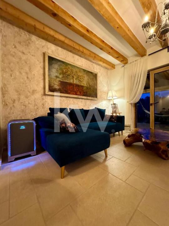 Casă premium lângă Coresi | 160 mp, curte, finisaje deosebite