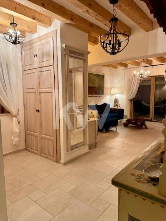 Casă premium lângă Coresi | 160 mp, curte, finisaje deosebite