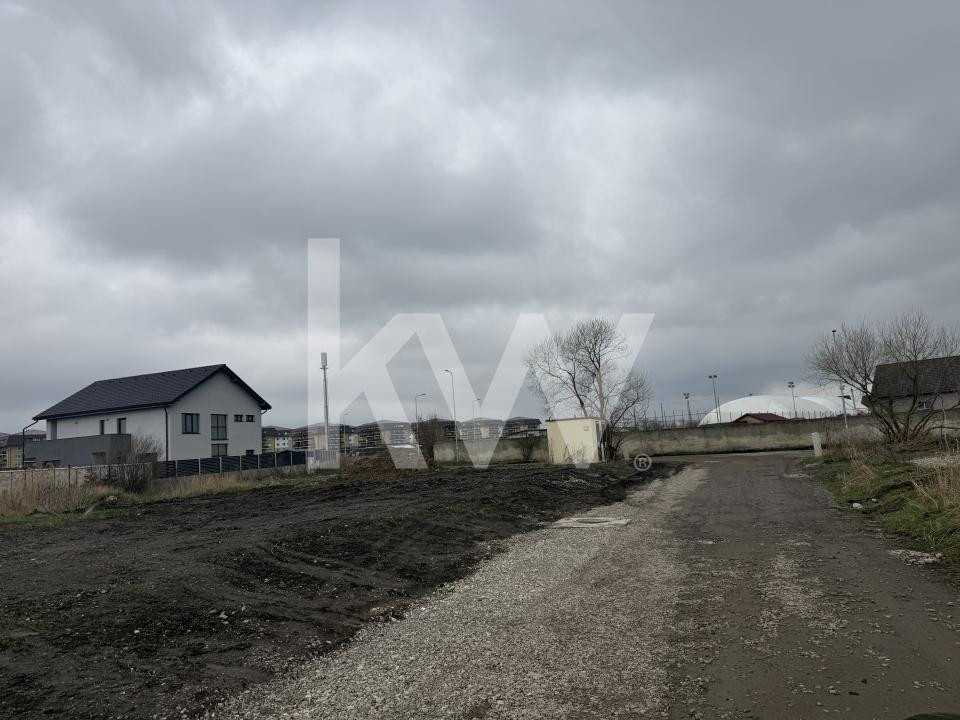 Teren intravilan construibil, utilități complete Str. Cetății - Comision 0