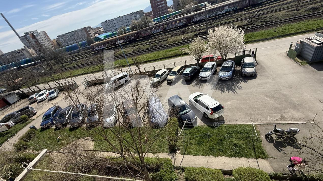 Garsonieră decomandată de închiriat – zona Lidl Harmanului (Craiter)