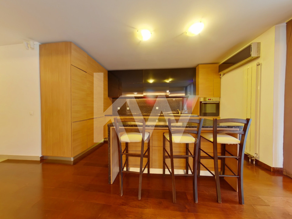 Închiriere apartament 4 camere cu design modern, Zona Blumana