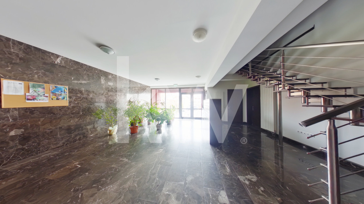 Închiriere apartament 4 camere cu design modern, Zona Blumana