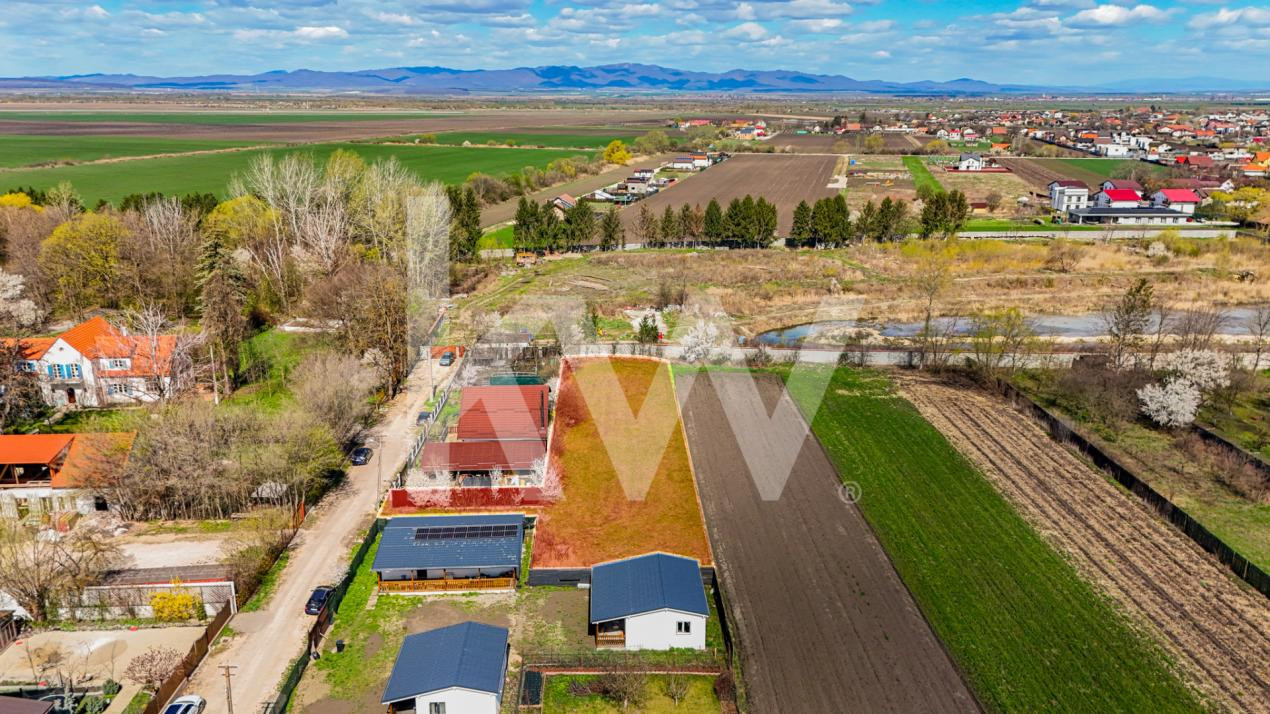 Teren pentru construcții în Stupini, cu potențial imens