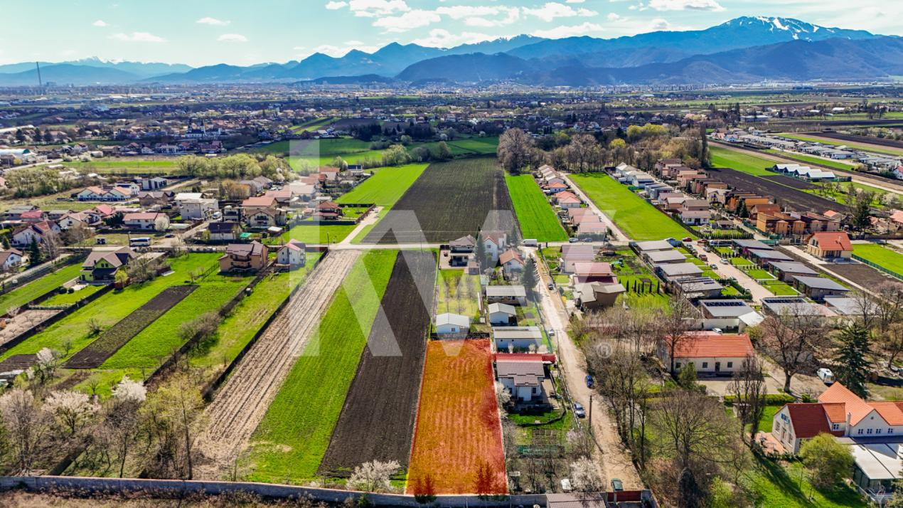 Teren pentru construcții în Stupini, cu potențial imens