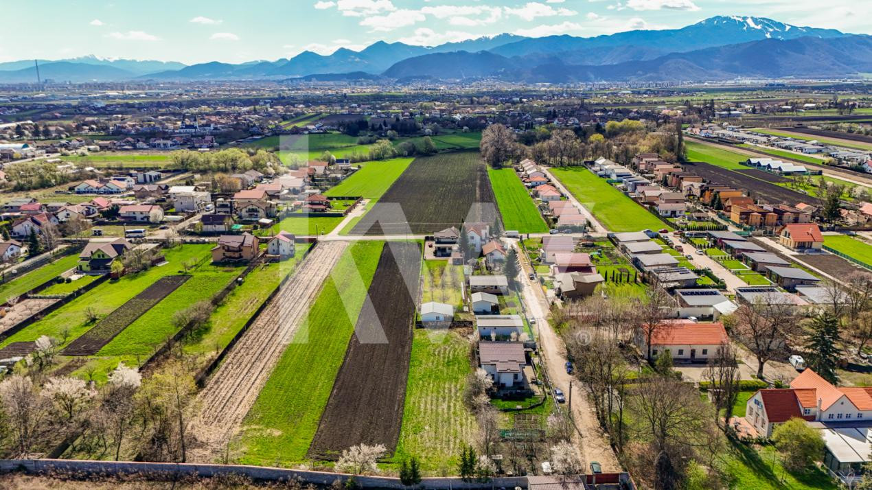 Teren pentru construcții în Stupini, cu potențial imens