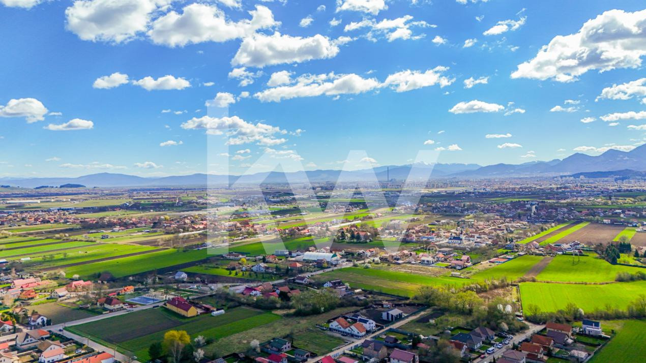 Teren pentru construcții în Stupini, cu potențial imens