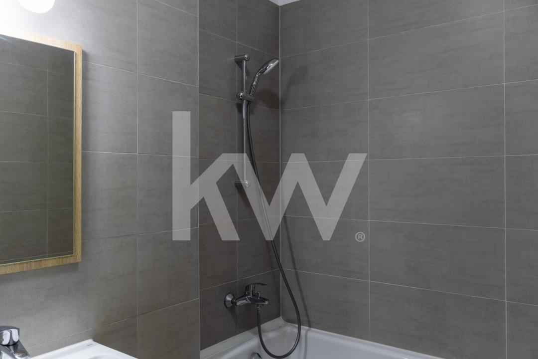 Studio nemobilat - pretabil birou sau locuință - Kasper Coresi