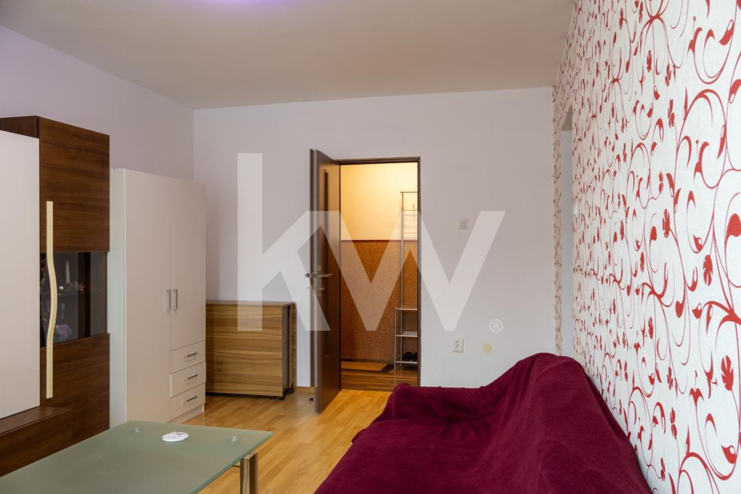 Închiriere garsonieră mobilată și utilată, strada Nucului