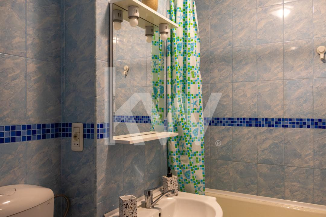 Închiriere garsonieră mobilată și utilată, strada Nucului