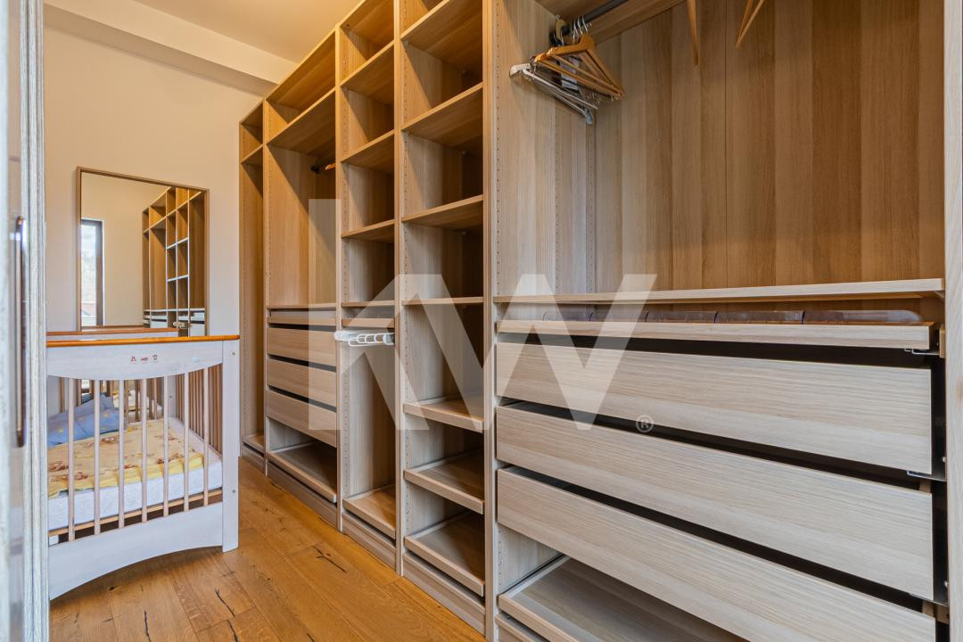 Vilă individuală mediteraneană - dotări premium - 5 camere - Brasov 