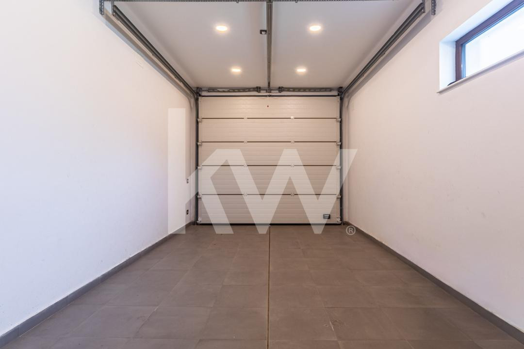 Vilă individuală mediteraneană - dotări premium - 5 camere - Brasov 