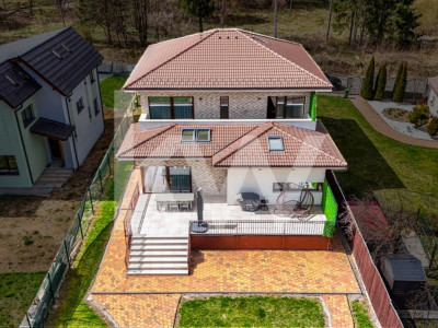 Vilă individuală mediteraneană - dotări premium - 5 camere - Brasov 