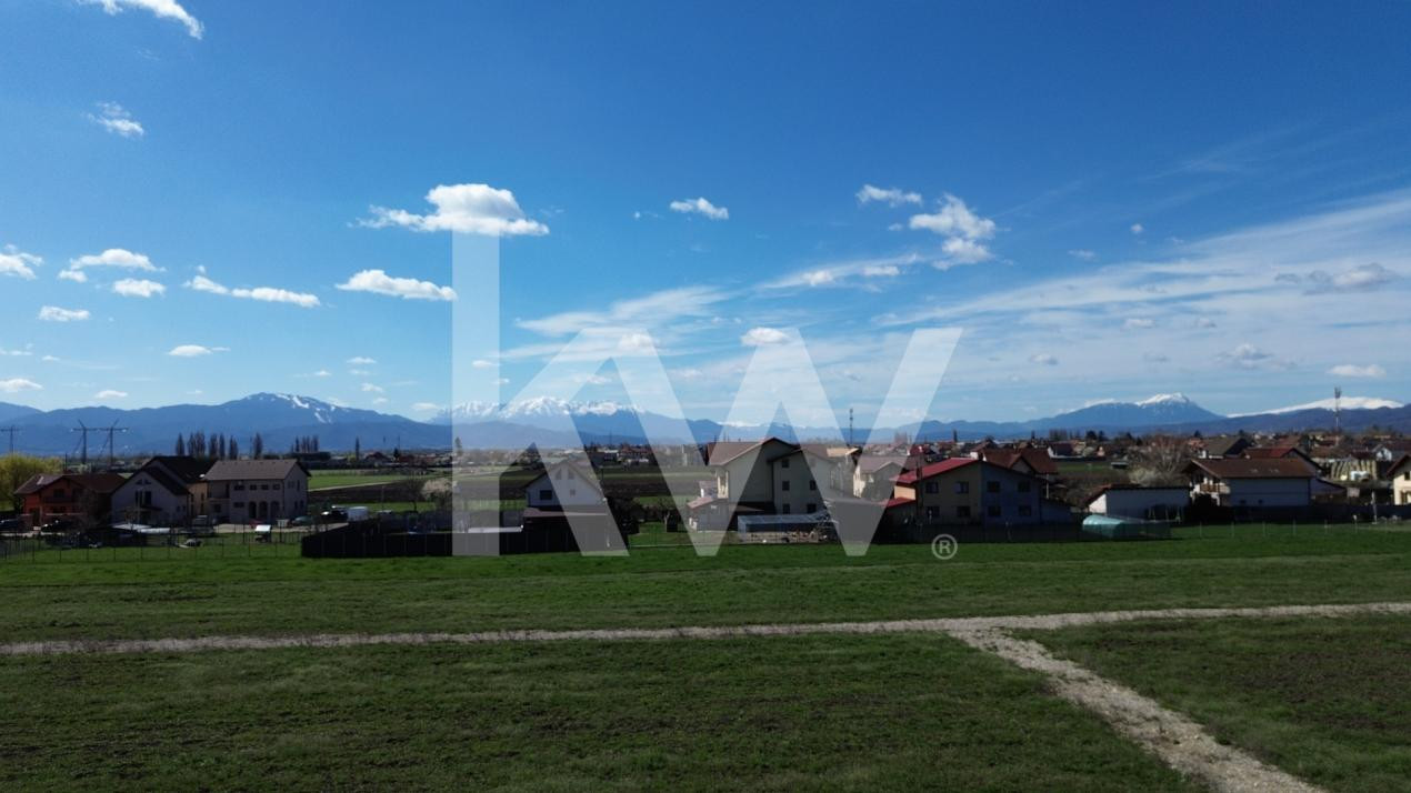 Teren de 475 mp în Hălchiu - utilități - Comision 0%