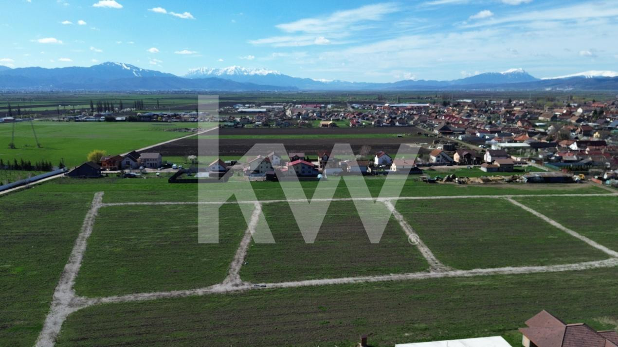 Teren de 502 mp în Hălchiu - utilități - Comision 0%