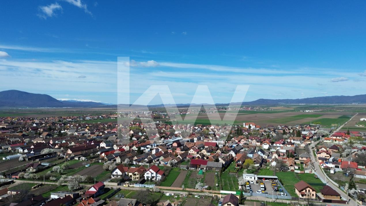 Teren de 627 mp în Hălchiu - utilități - Comision 0%