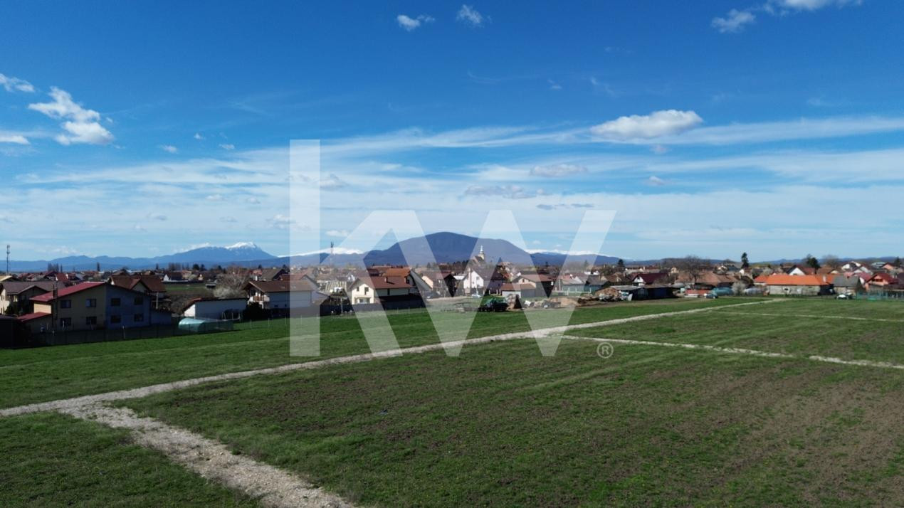 Teren de 627 mp în Hălchiu - utilități - Comision 0%