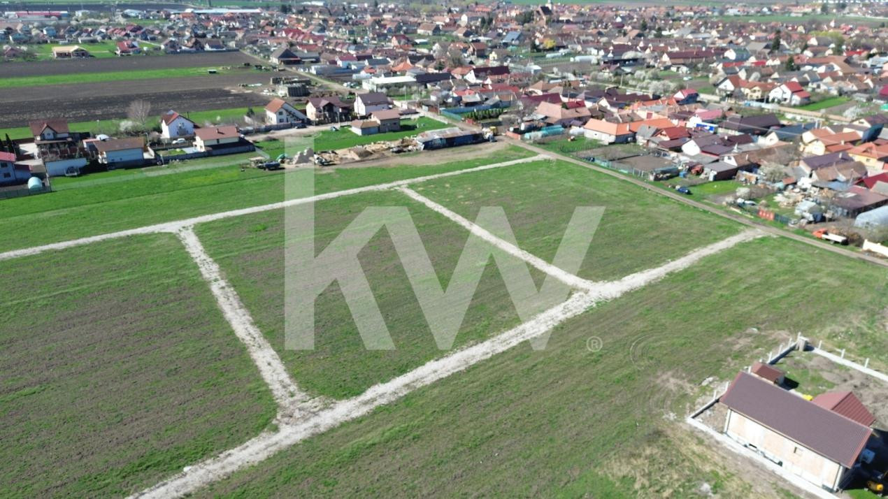 Teren de 447 mp în Hălchiu - utilități - Comision 0%