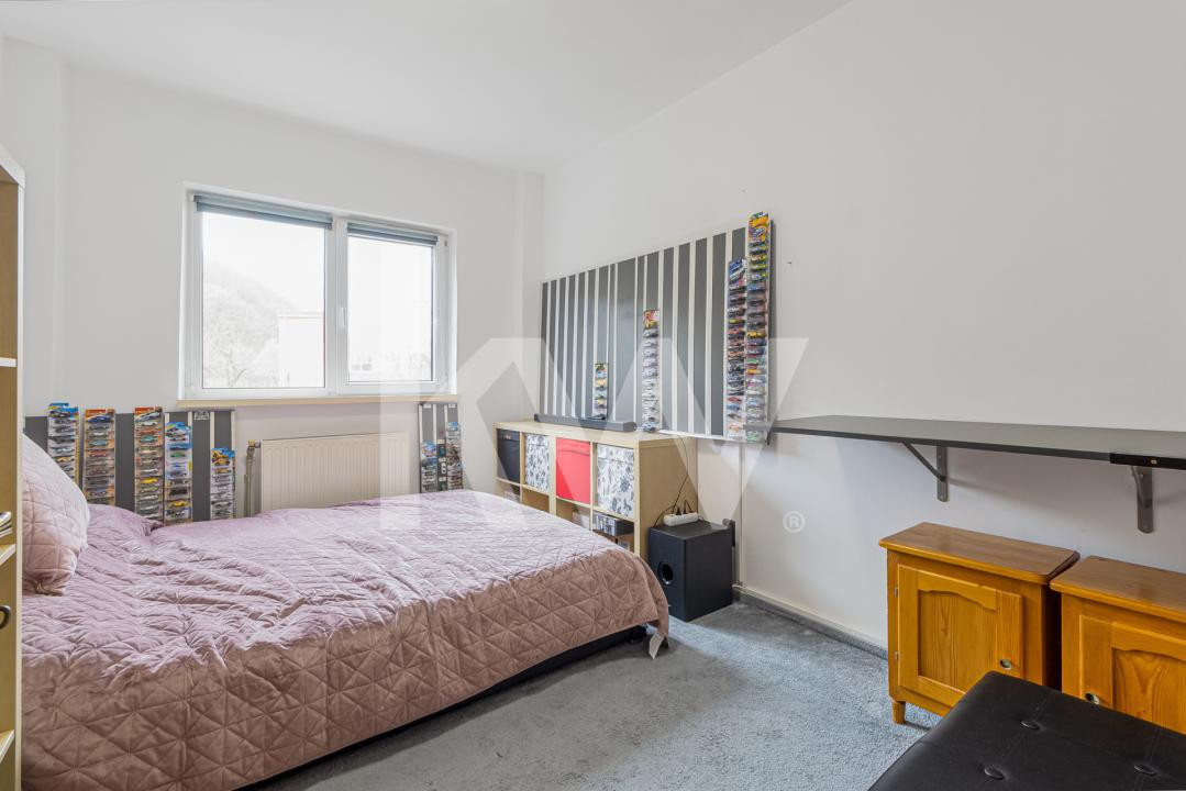 Apartament 4 camere de vânzare | Răcădău, Brașov | Etaj 2 | Decomandat | Parcare