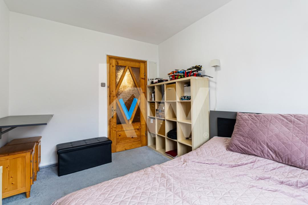 Apartament 4 camere de vânzare | Răcădău, Brașov | Etaj 2 | Decomandat | Parcare