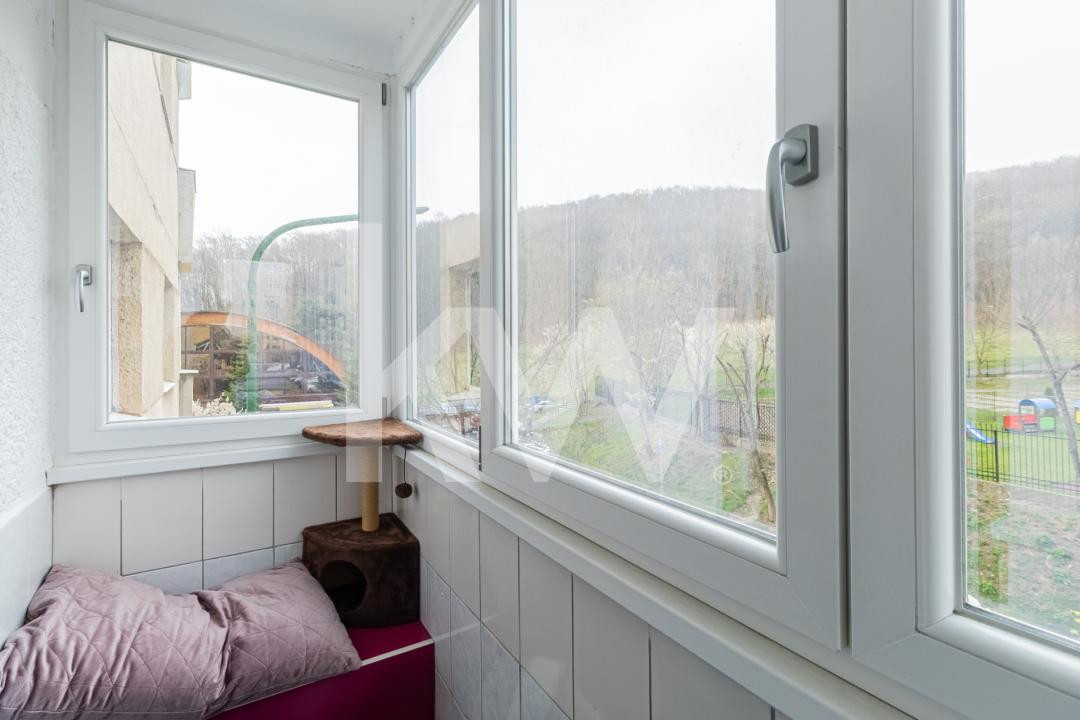 Apartament 4 camere de vânzare | Răcădău, Brașov | Etaj 2 | Decomandat | Parcare