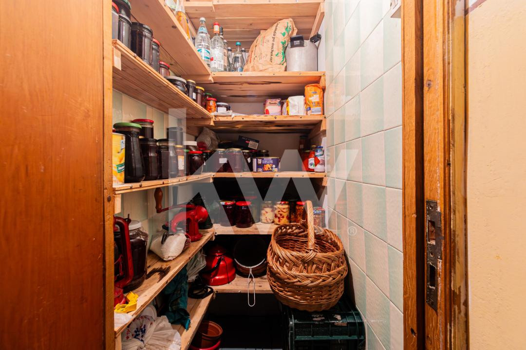 Apartament 4 camere de vânzare | Răcădău, Brașov | Etaj 2 | Decomandat | Parcare