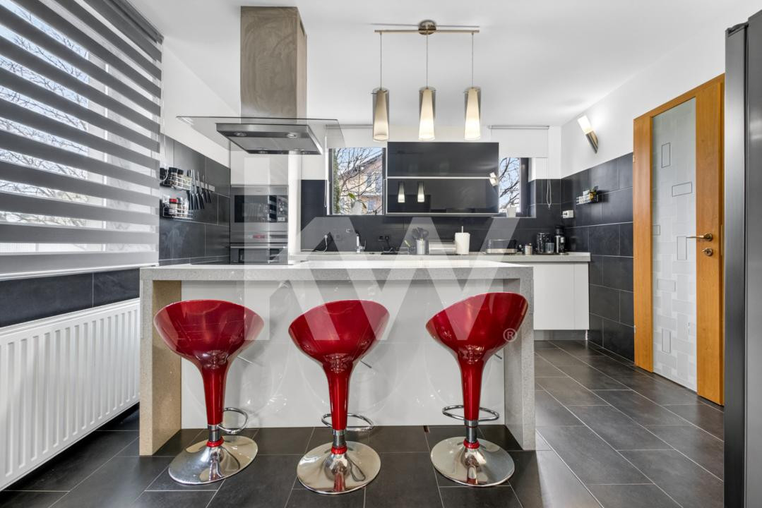 Închiriere casa modernă cu 4 dormitoare, teren 1300 mp - zona Stupini, Brasov