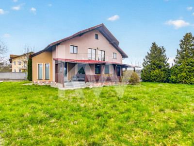 Închiriere casa modernă cu 4 dormitoare, teren 1300 mp - zona Stupini, Brasov