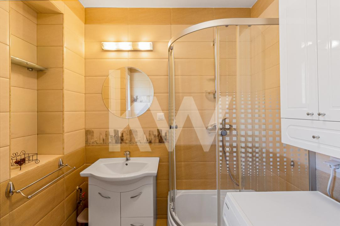 Garsonieră spatioasa - 48mp utili - Pietonala Racadau - parcare+gradina