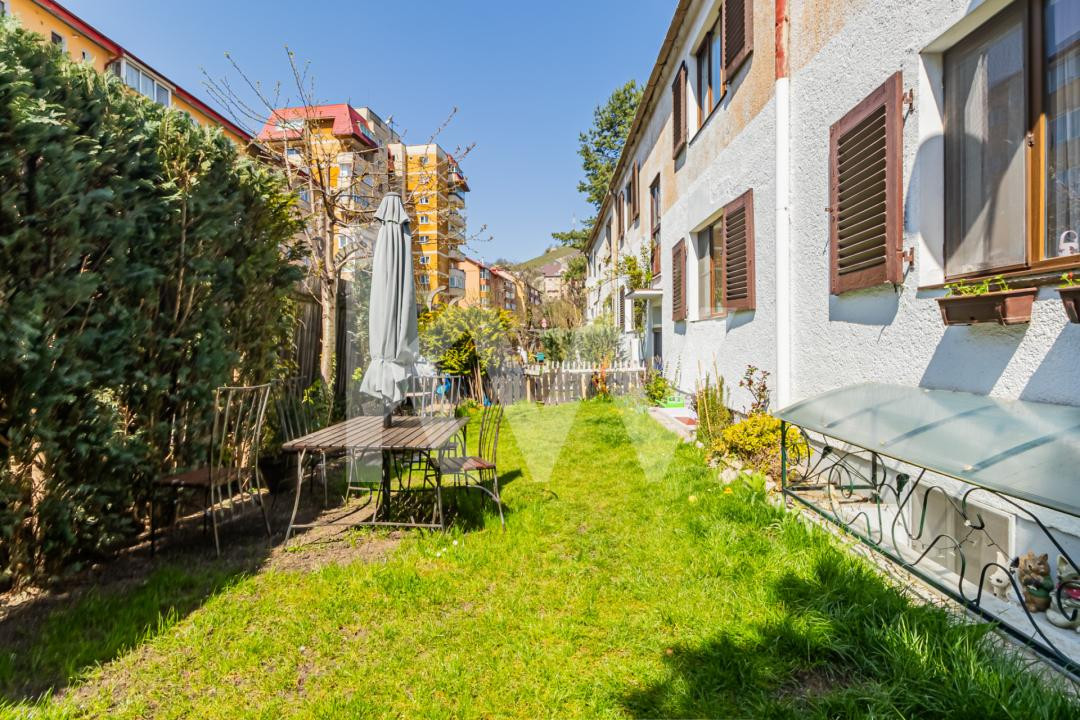 Garsonieră spatioasa - 48mp utili - Pietonala Racadau - parcare+gradina