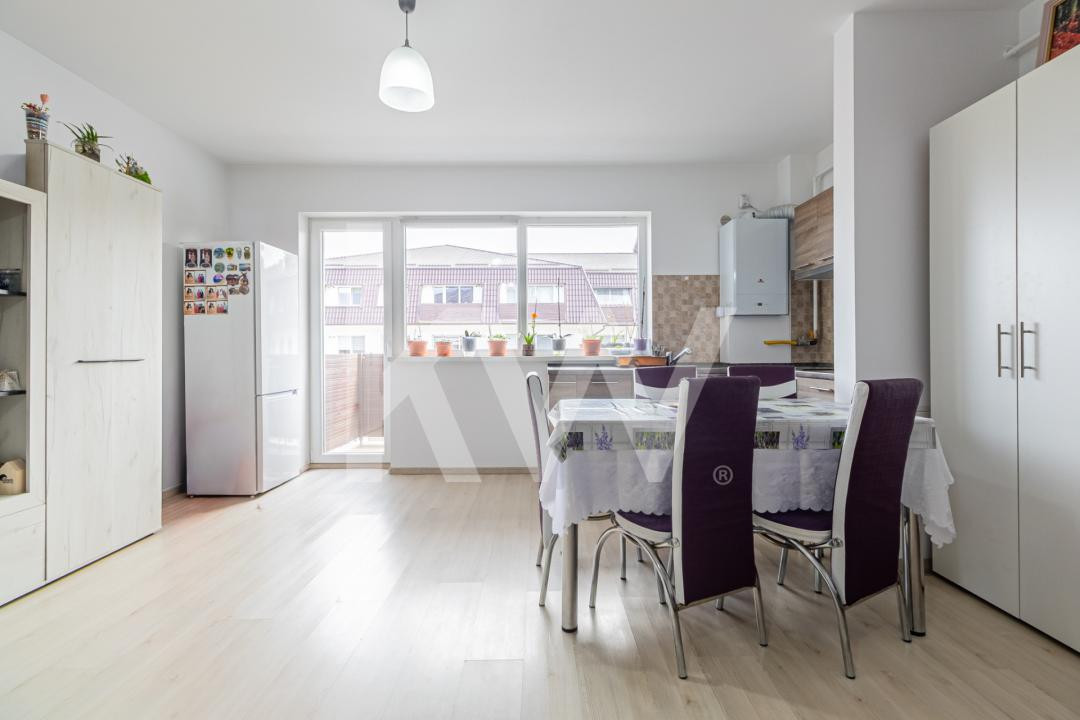 STUDIO MODERN SUBCETATE- MOBILAT SI UTILAT