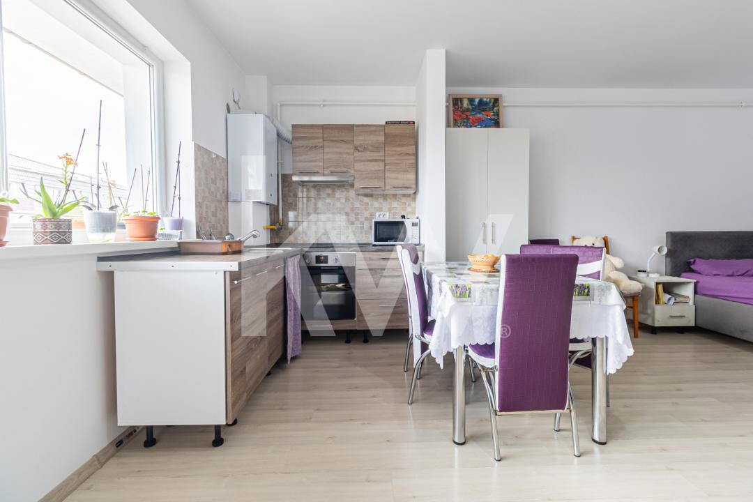 STUDIO MODERN SUBCETATE- MOBILAT SI UTILAT