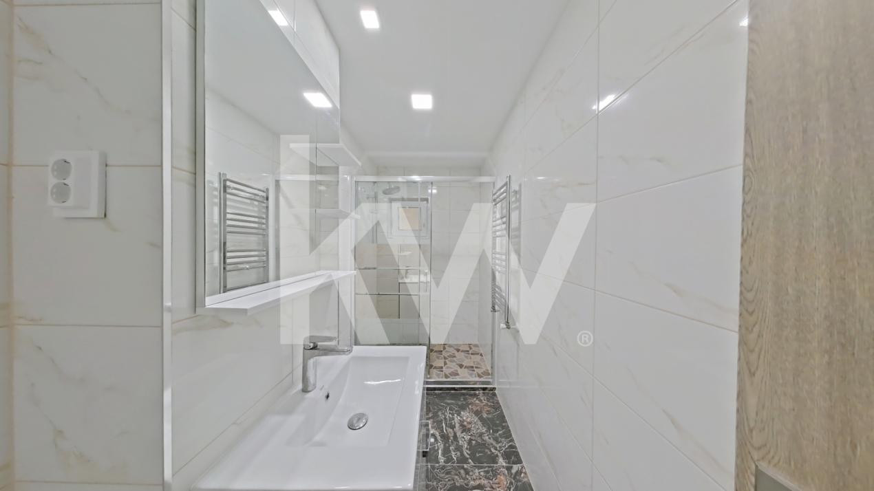 Apartament 2 camere, decomandat, cartier Noua