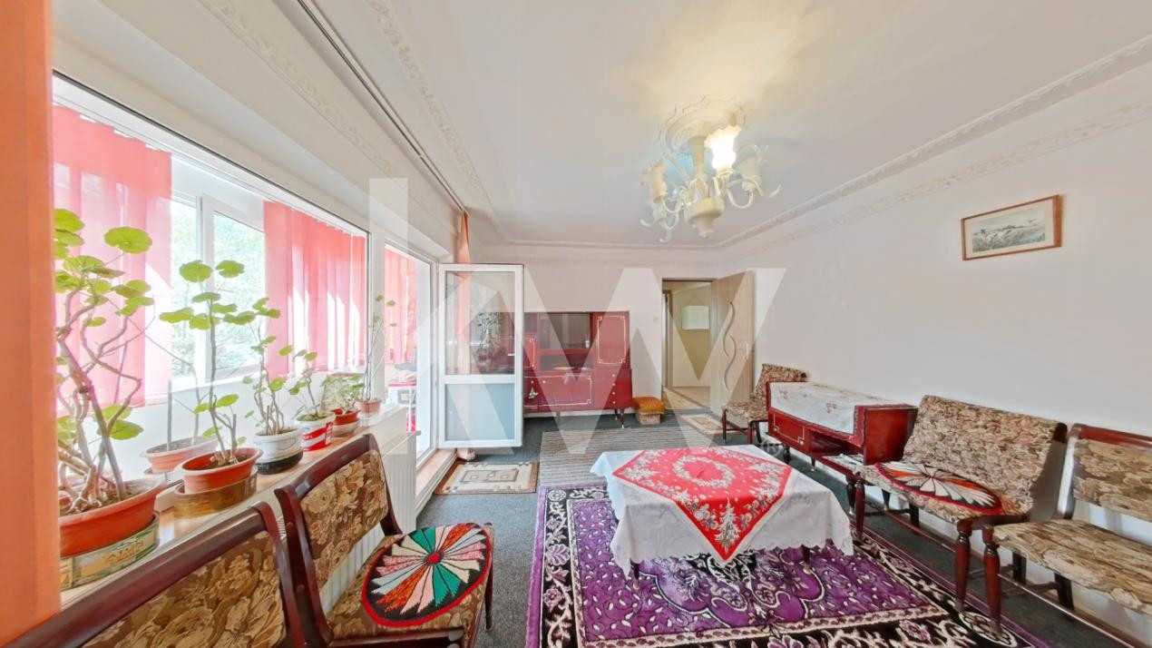 Apartament 2 camere, decomandat, cartier Noua