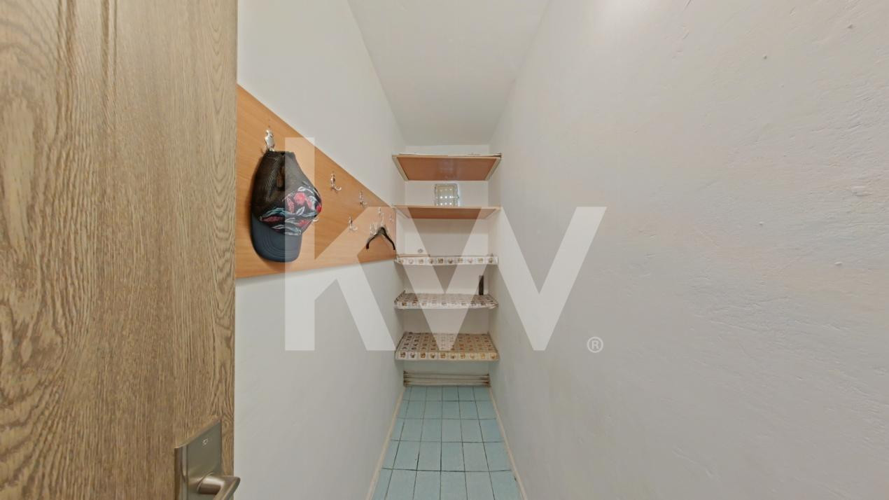 Apartament 2 camere, decomandat, cartier Noua