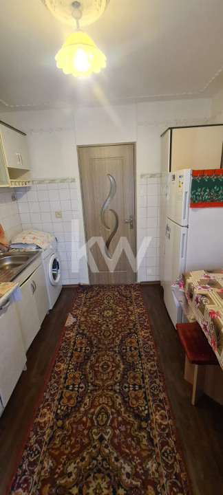 Apartament 2 camere, decomandat, cartier Noua