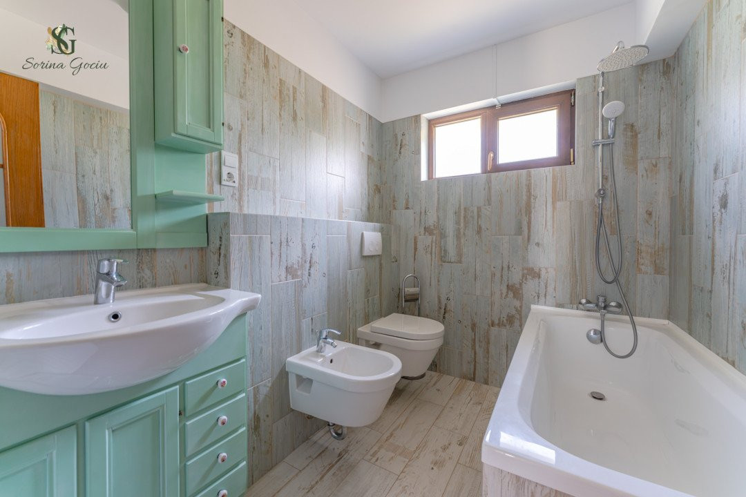 Casă de vânzare cu 4 camere, într-o oază de liniște, Bunloc., Brasov