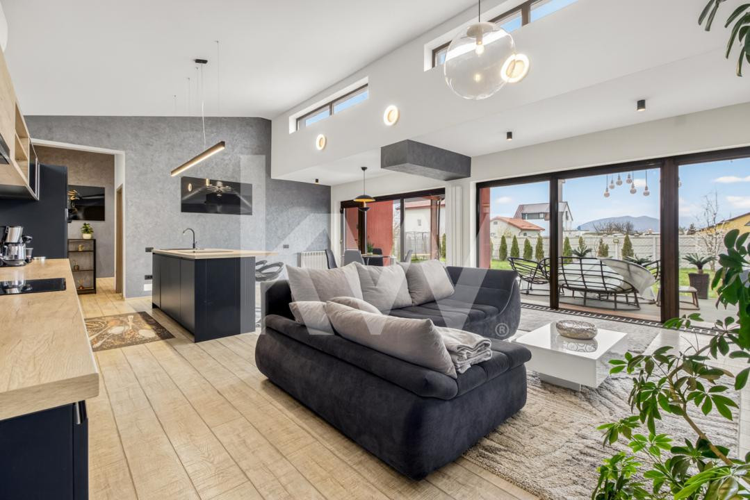 Închiriere casa modernă cu 3 camere, teren 1450 mp - zona Stupini, Brasov