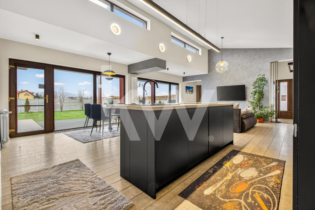 Închiriere casa modernă cu 3 camere, teren 1450 mp - zona Stupini, Brasov