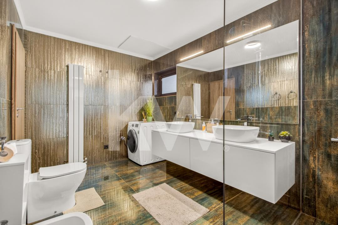 Închiriere casa modernă cu 3 camere, teren 1450 mp - zona Stupini, Brasov