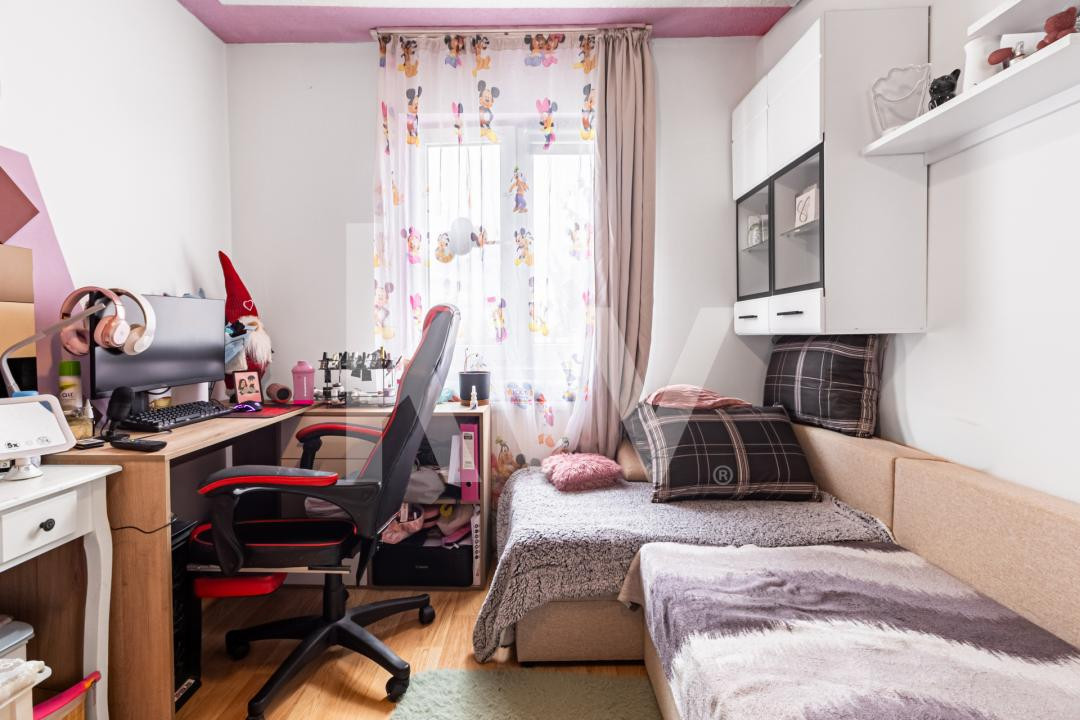 Vânzare apartament cu 2 camere, semidecomandat, zona Florilor