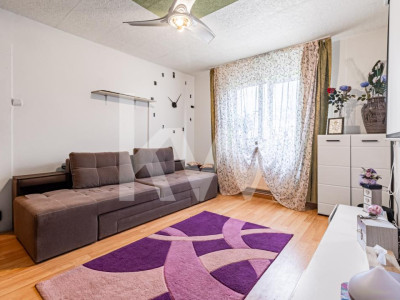 Vânzare apartament cu 2 camere, semidecomandat, zona Florilor