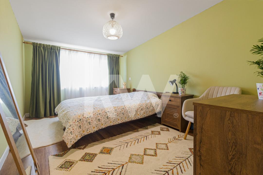 Vânzare casă 4 camere, 2 băi, Cartier Izvor