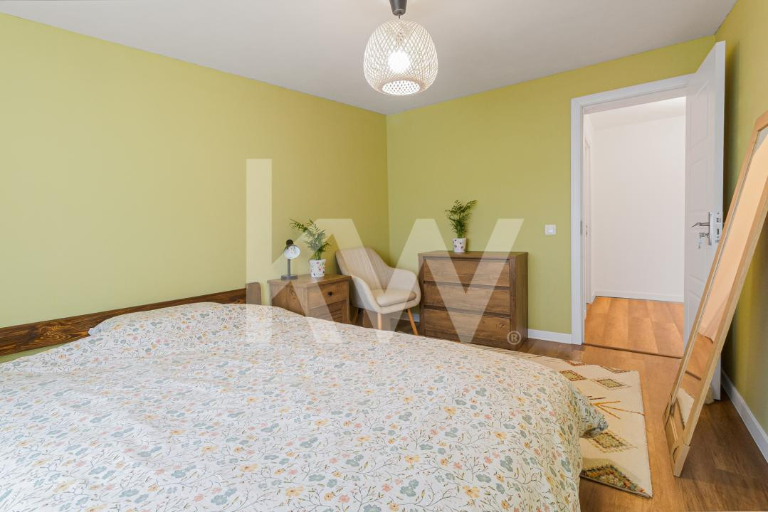 Vânzare casă 4 camere, 2 băi, Cartier Izvor