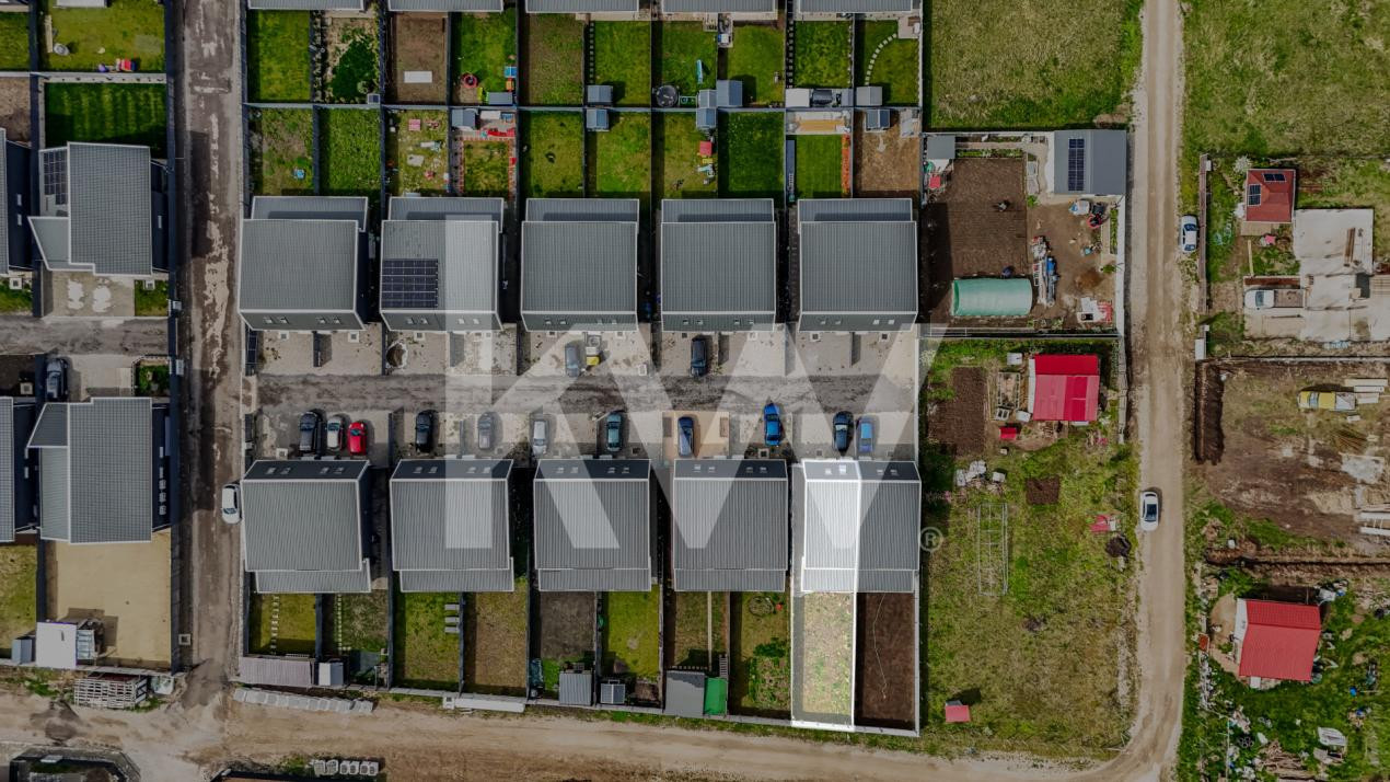 Vânzare casă 4 camere, 2 băi, Cartier Izvor