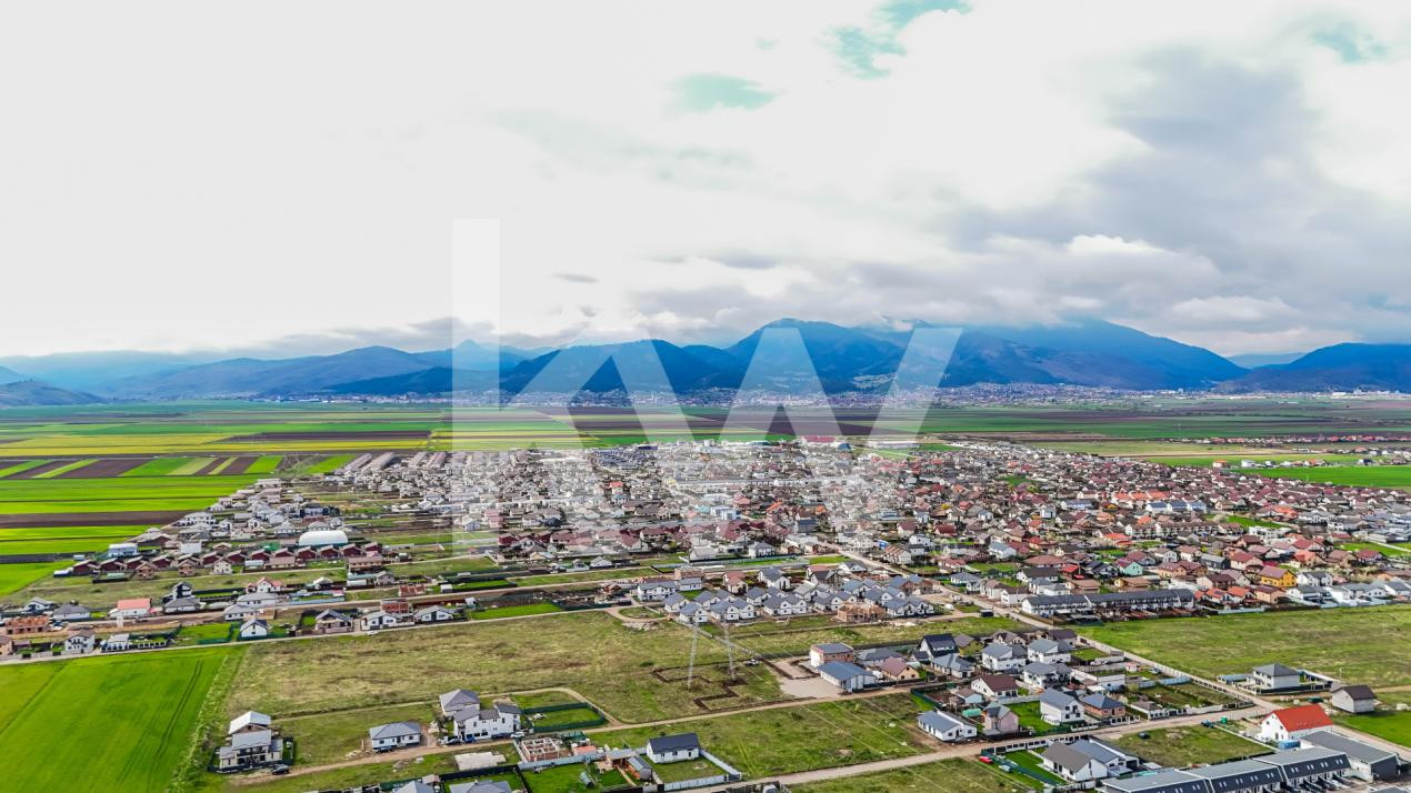 Vânzare casă 4 camere, 2 băi, Cartier Izvor