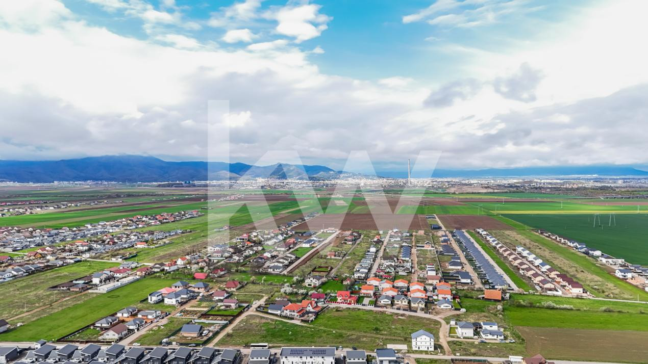 Vânzare casă 4 camere, 2 băi, Cartier Izvor