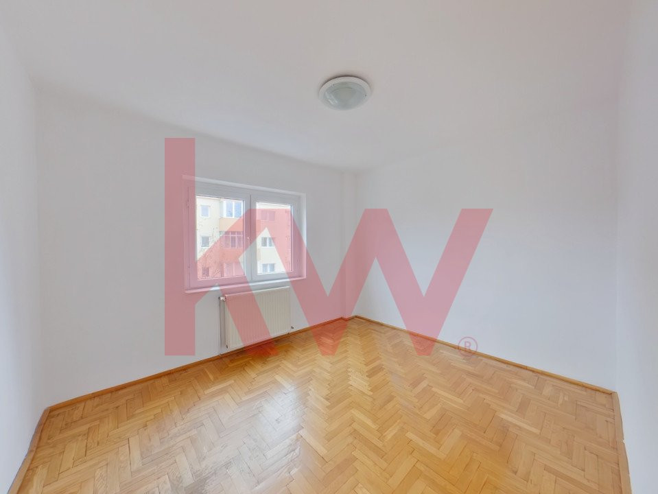 Apartament 4 camere, decomandat, Centrul Civic - Brasov